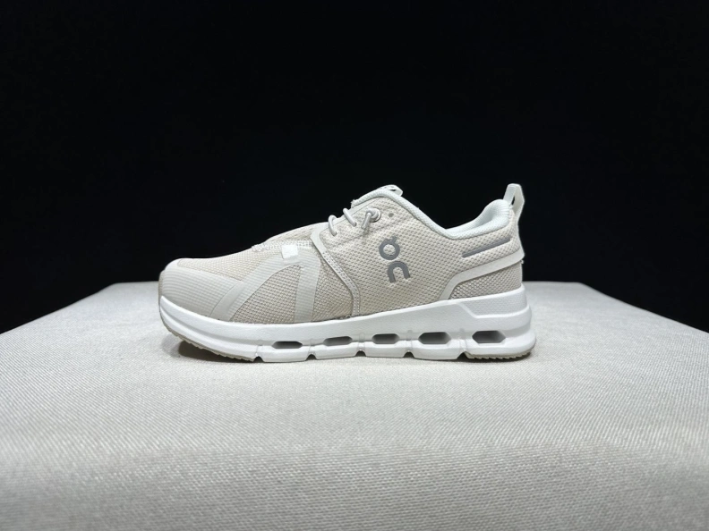 Versatile Othxr Sneakers 209098