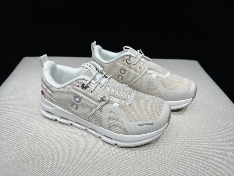Versatile Othxr Sneakers 209098
