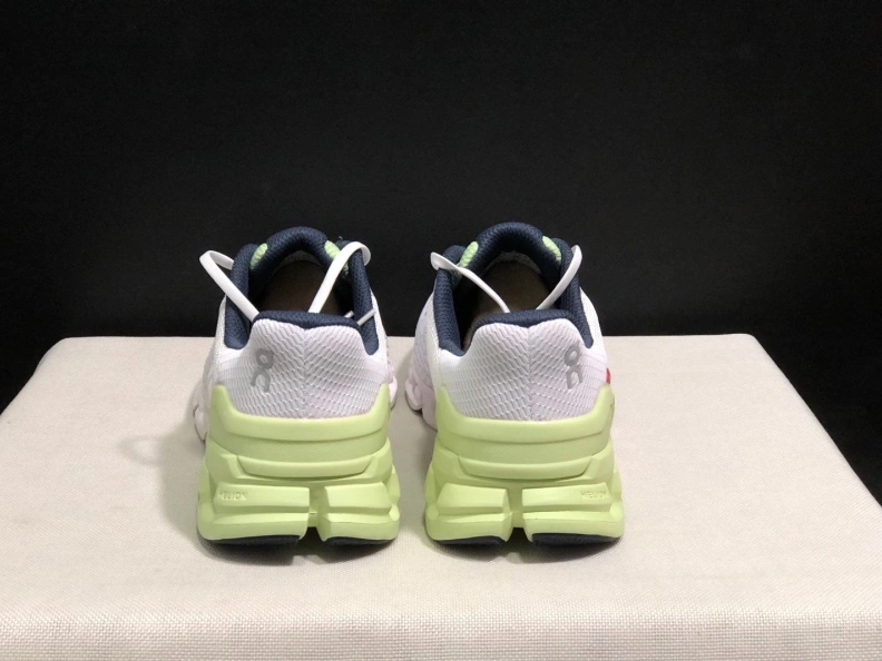 Othxr Sneakers EyeCatching 209070