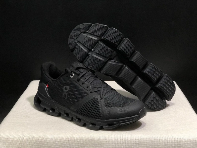 Cozy Othxr Sneakers 209065