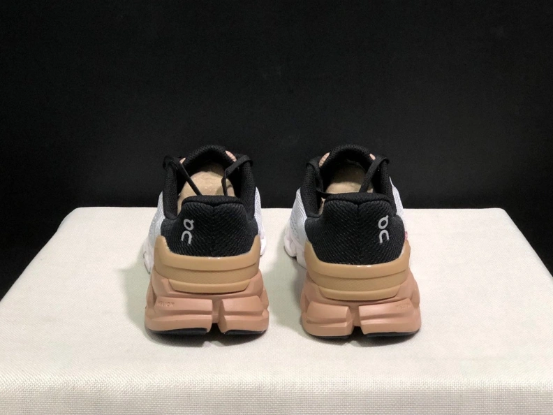 Othxr Sneakers Lightweight 209073