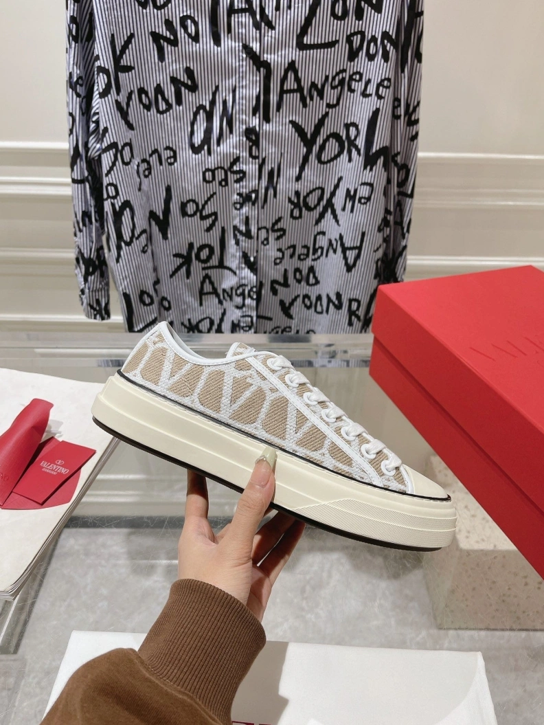 Timeless Vxlxntino Casual Shoes 228767