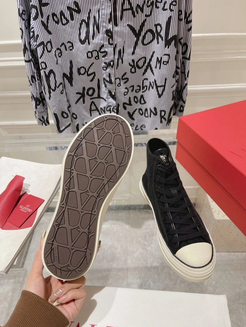 EyeCatching Vxlxntino Casual Shoes 228762