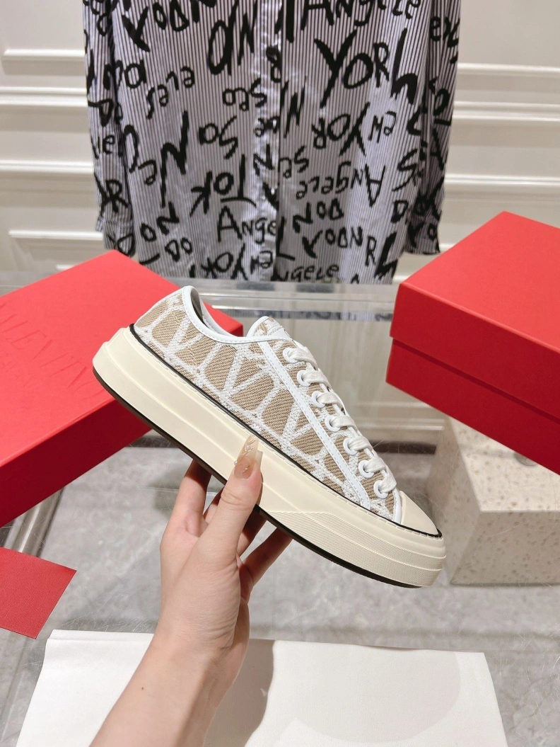 Vxlxntino Casual Shoes Sleek 228777