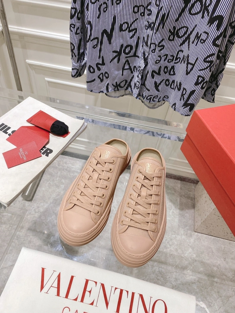 Versatile Vxlxntino Casual Shoes 228750