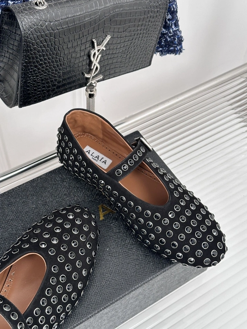 Minimalist Othxr Sneakers 209029