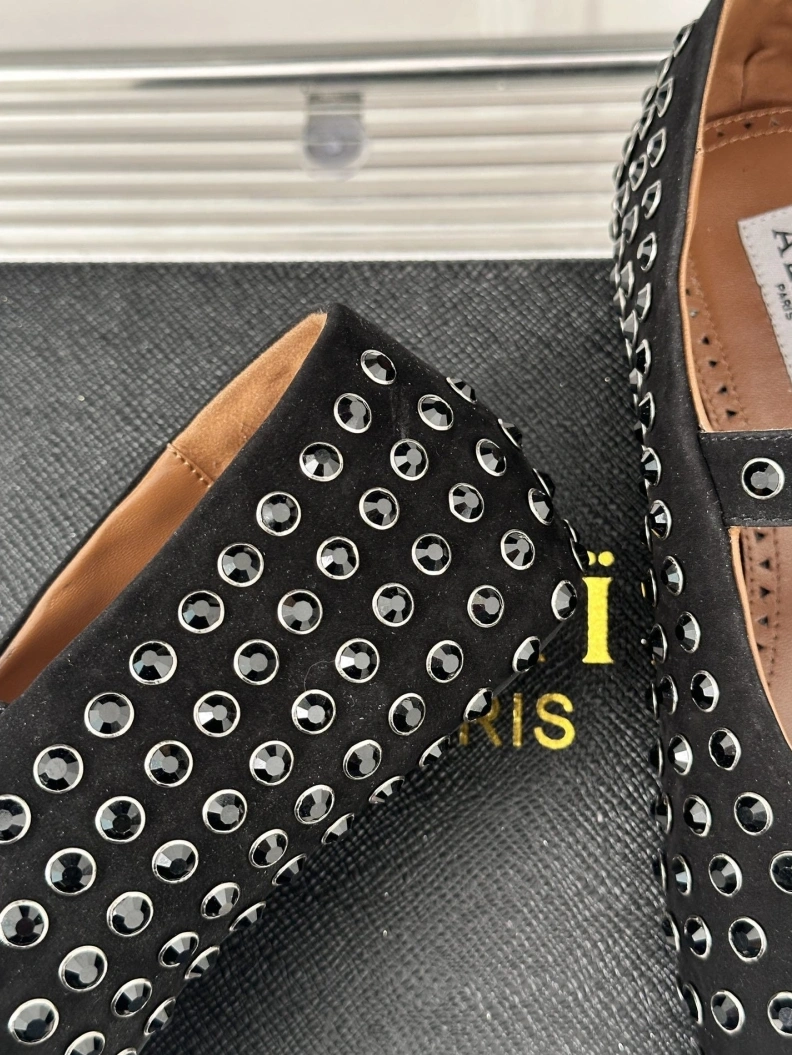 Minimalist Othxr Sneakers 209029