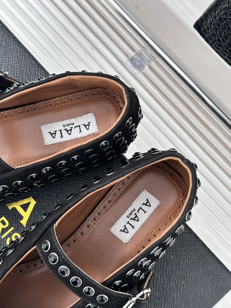 Minimalist Othxr Sneakers 209029