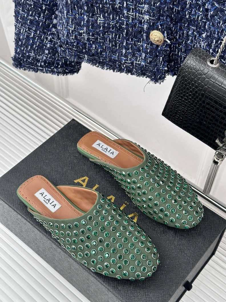 Durable Othxr Slippers 209616