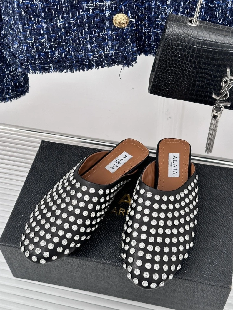 Elegant Othxr Slippers 209608