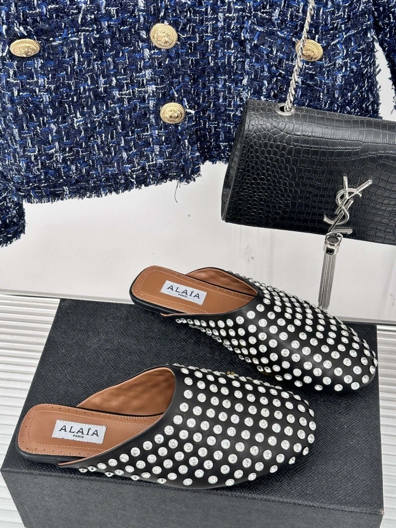 Elegant Othxr Slippers 209608
