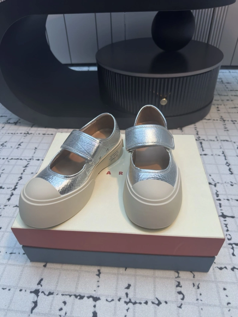 Durable Othxr Sneakers 209017