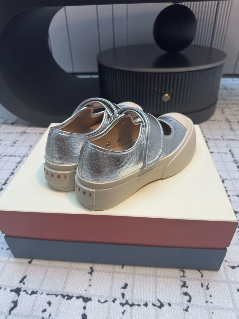 Durable Othxr Sneakers 209017