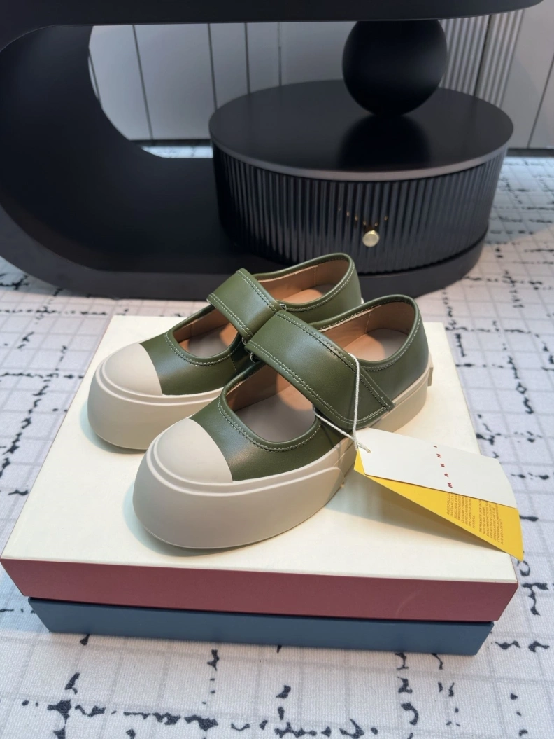 Comfortable Othxr Sneakers 209008