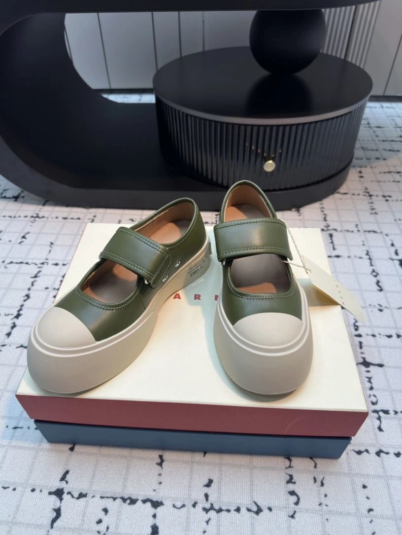 Comfortable Othxr Sneakers 209008