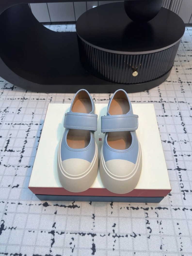 Bright Othxr Sneakers 209007