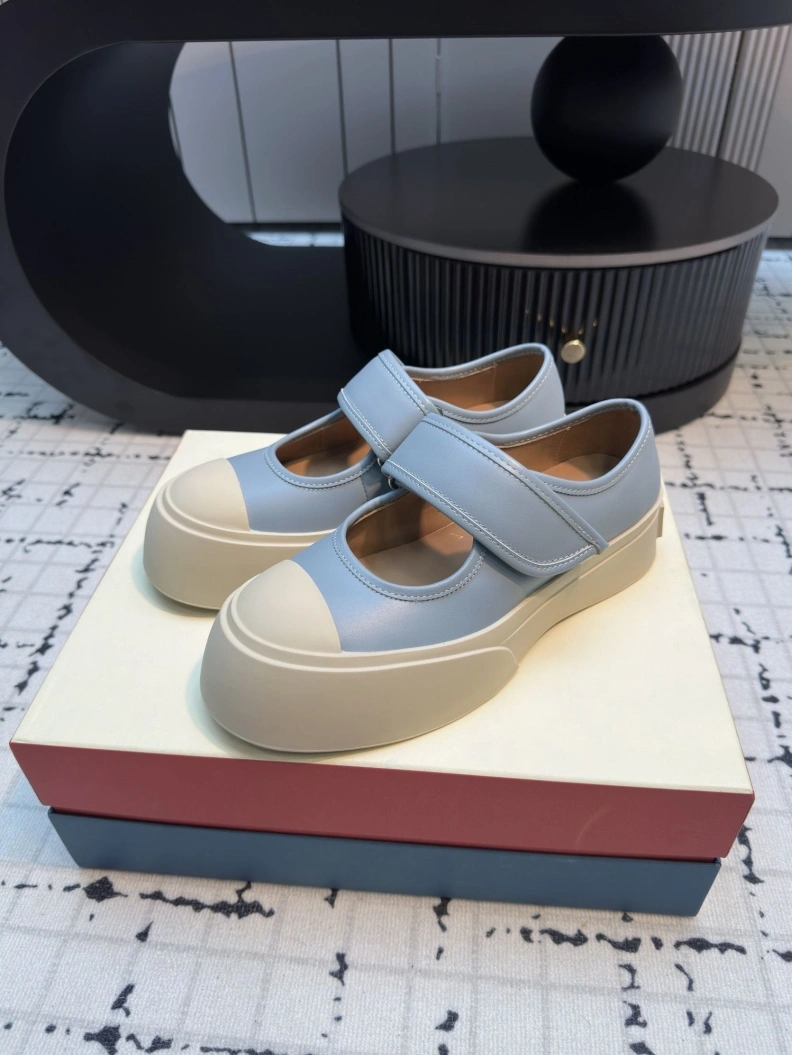Bright Othxr Sneakers 209007