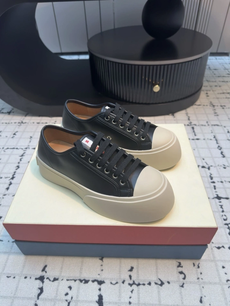 Elegant Othxr Sneakers 208997