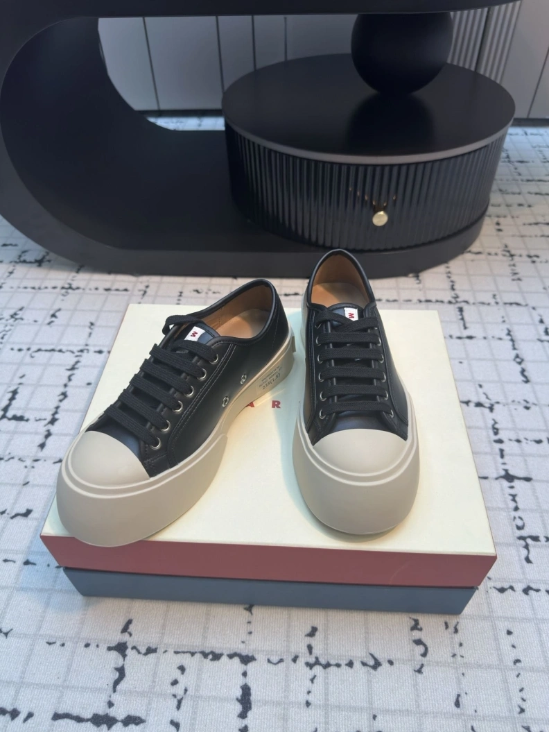 Elegant Othxr Sneakers 208997