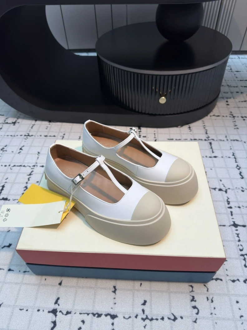 AllSeason Othxr Sneakers 208991