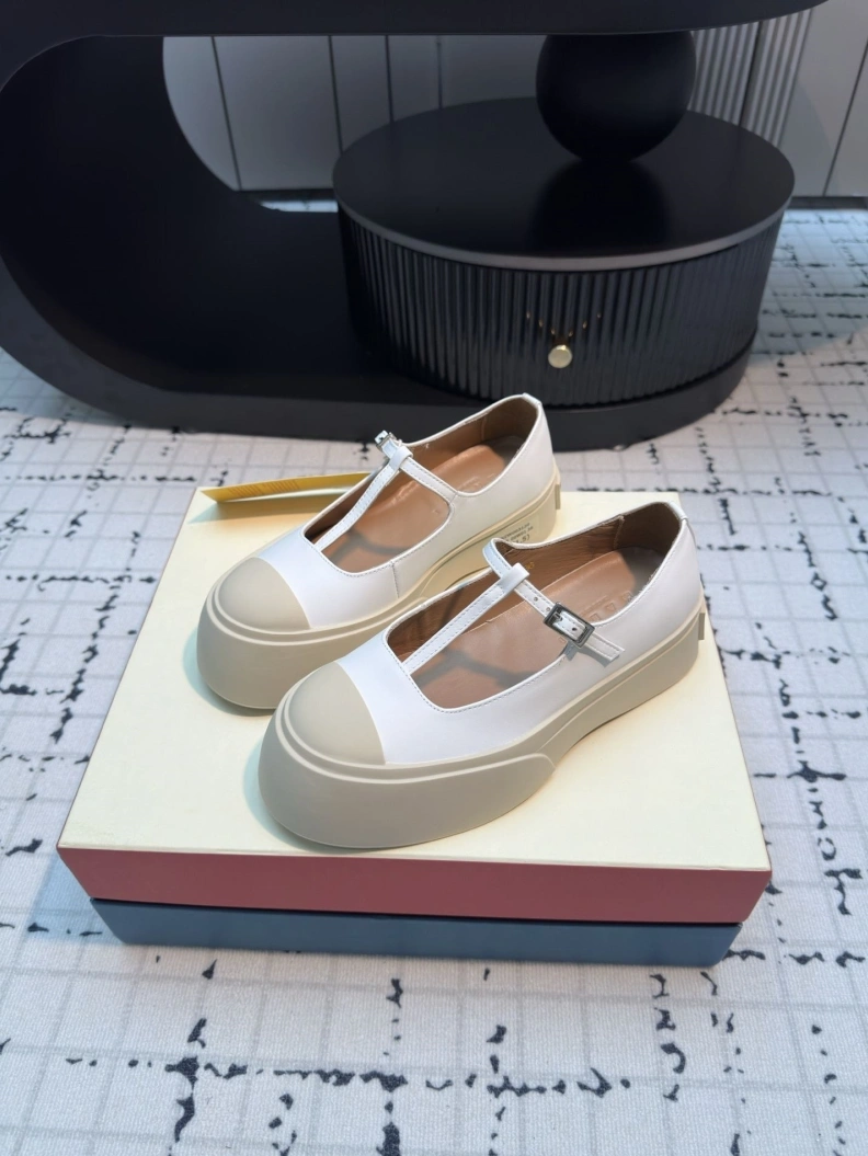 AllSeason Othxr Sneakers 208991