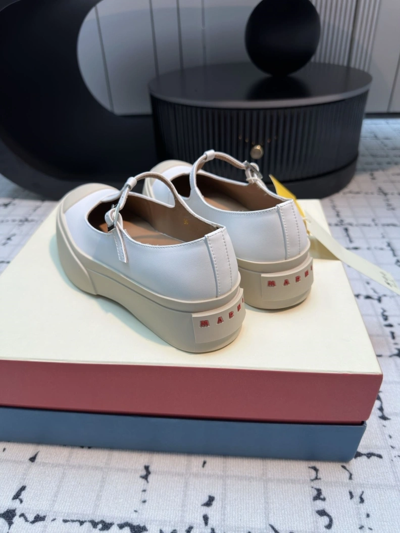 AllSeason Othxr Sneakers 208991