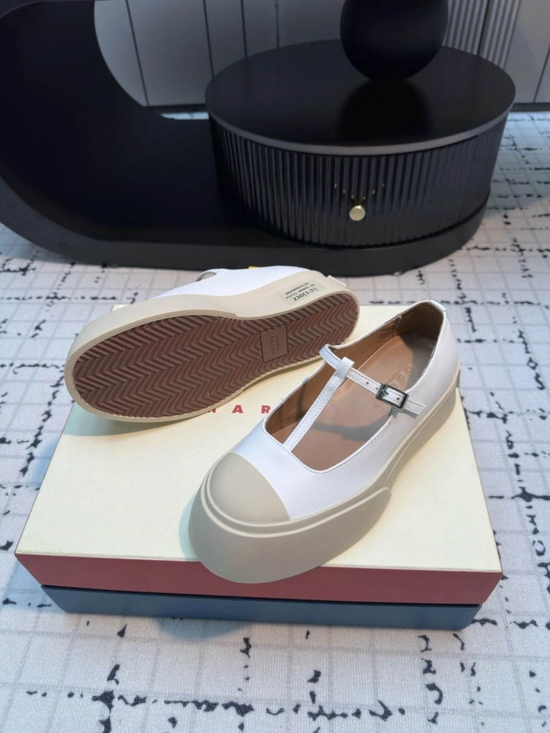 AllSeason Othxr Sneakers 208991