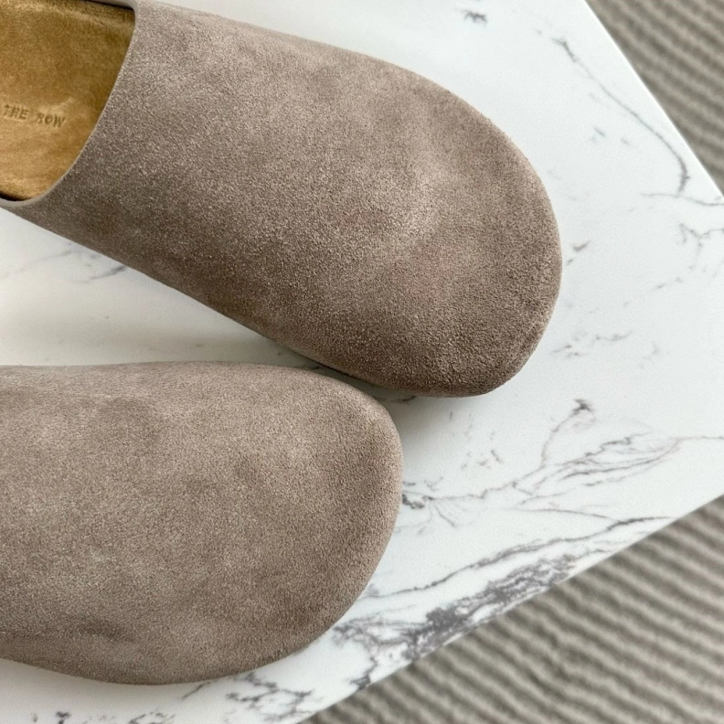 Versatile Othxr Slippers 209634