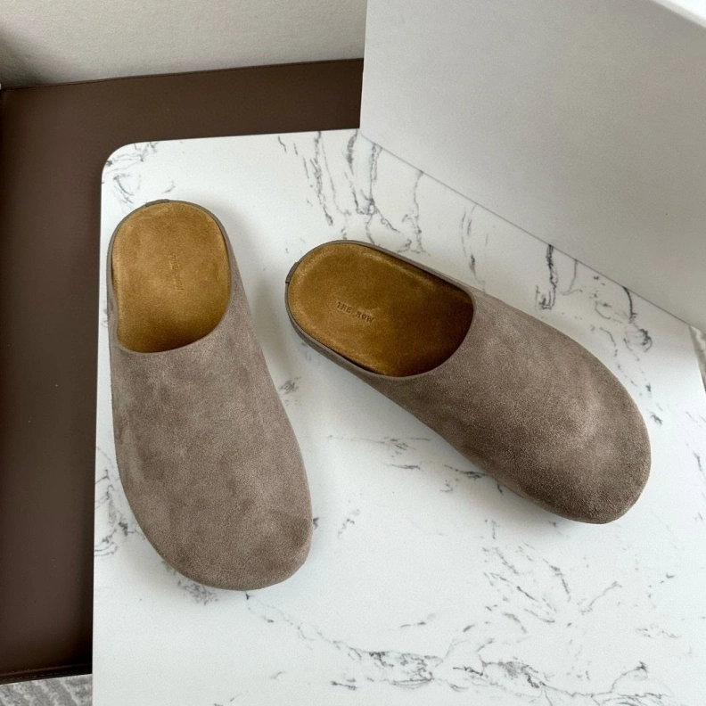 Versatile Othxr Slippers 209634