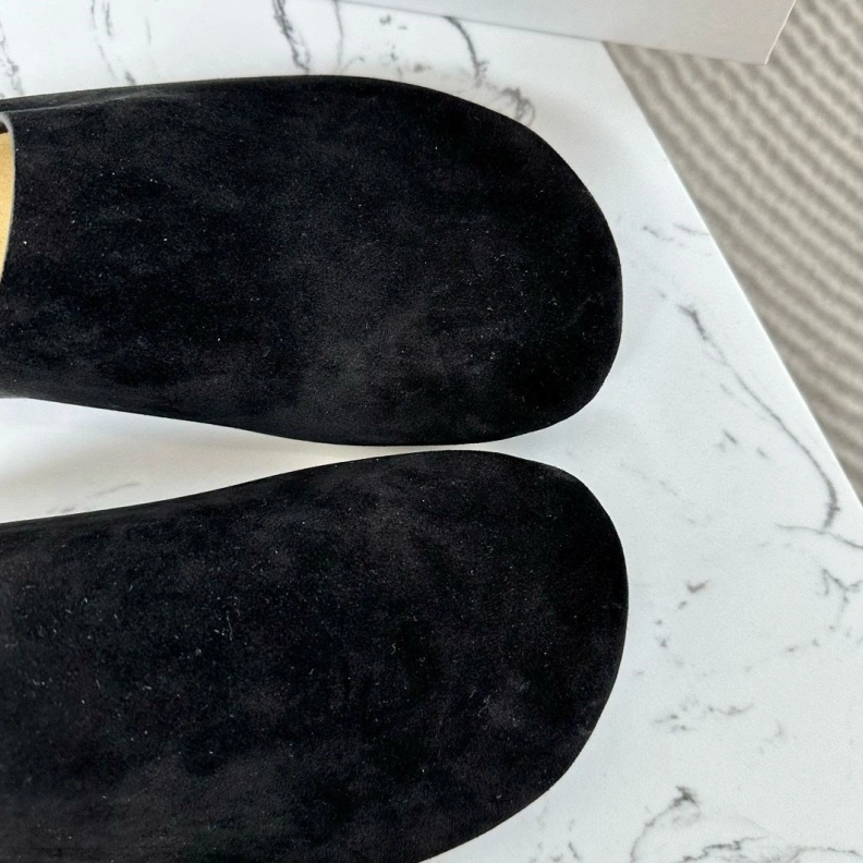 Cozy Othxr Slippers 209632