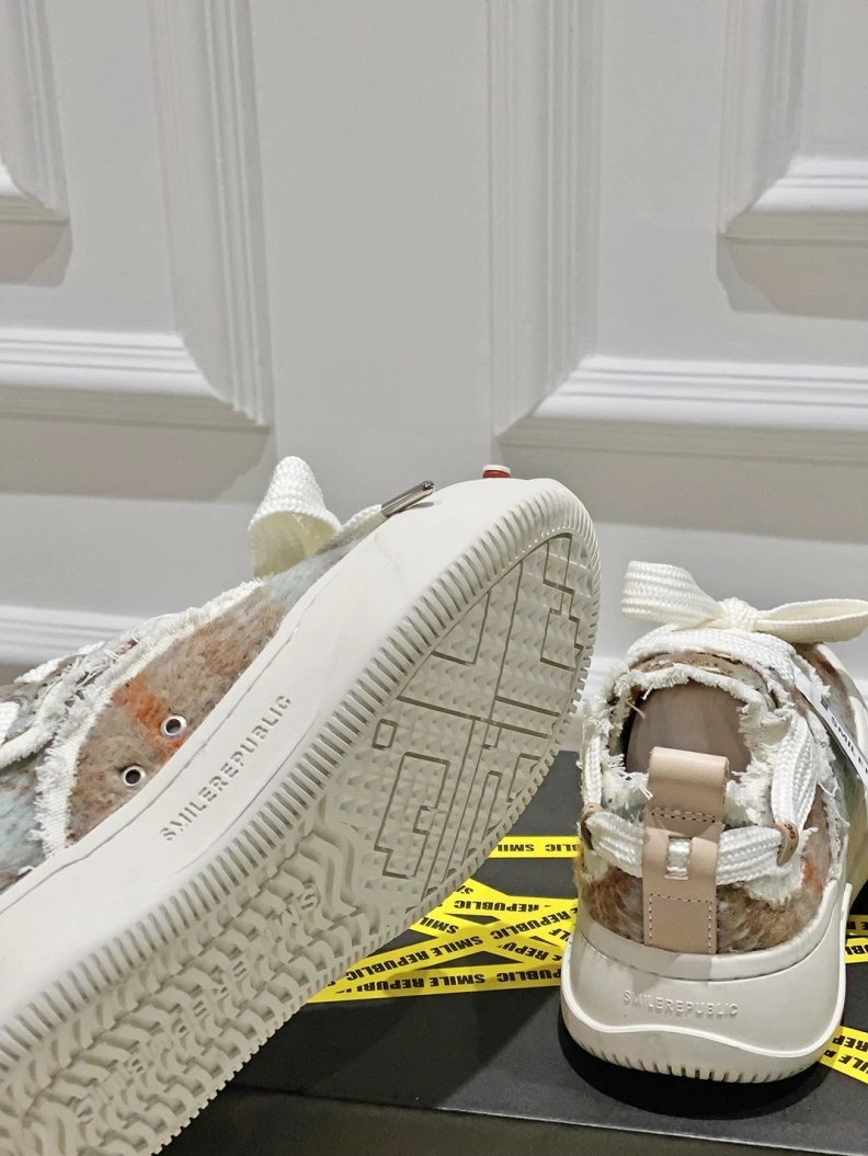Lightweight Othxr Sneakers 208967
