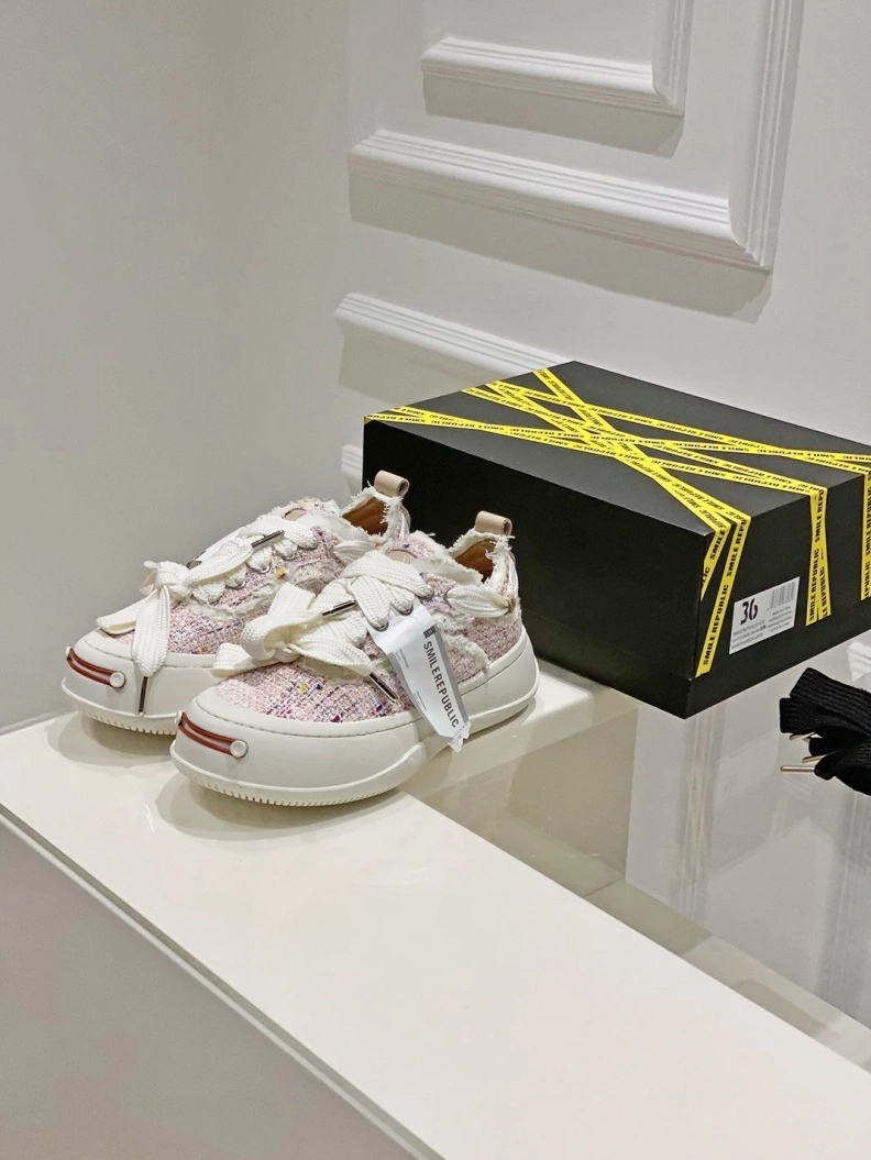 AllSeason Othxr Sneakers 208986