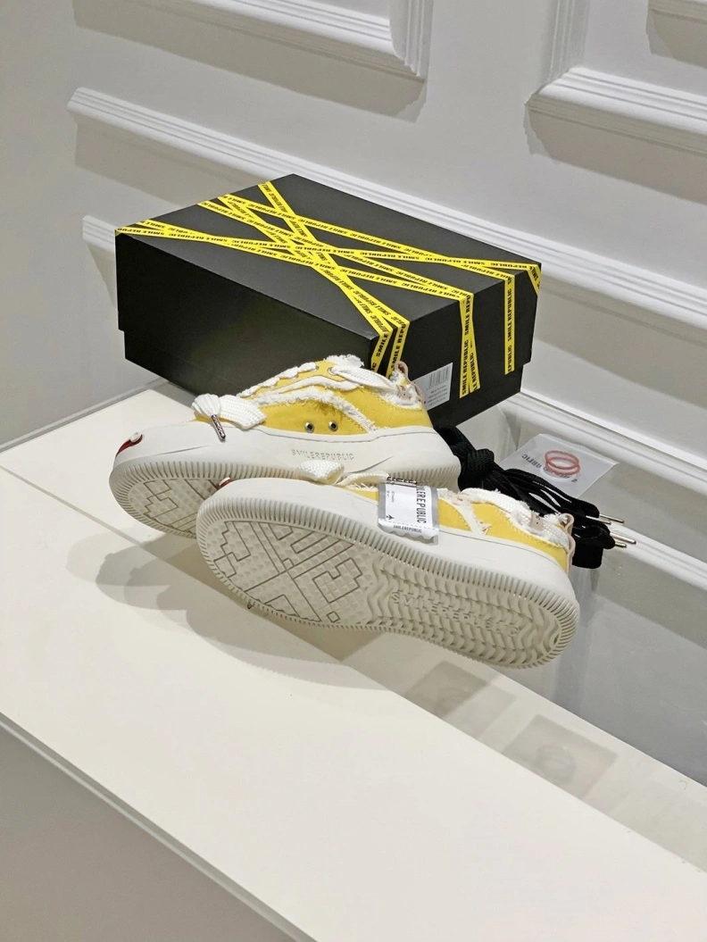 AllSeason Othxr Sneakers 208956