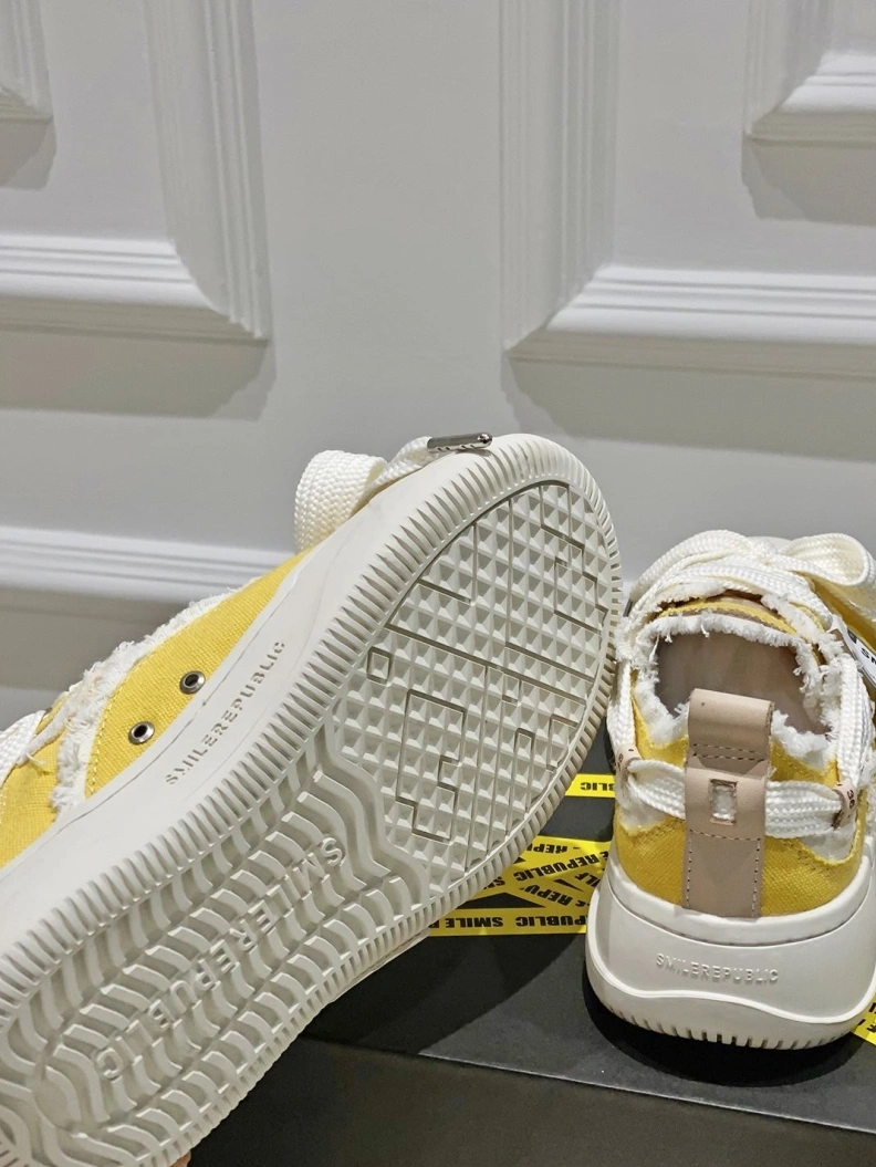 AllSeason Othxr Sneakers 208956