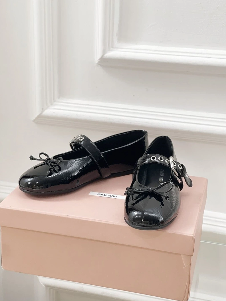 EyeCatching Othxr flat shoes 209738