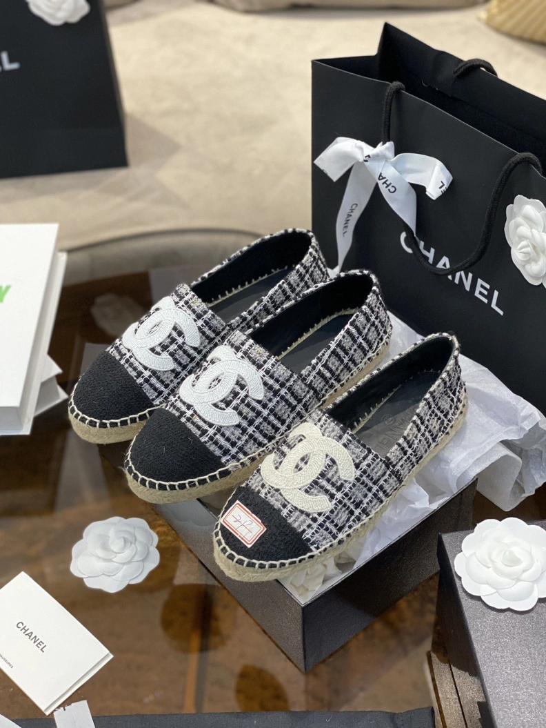 Trendy Chxnxl Flat Shoes 117923