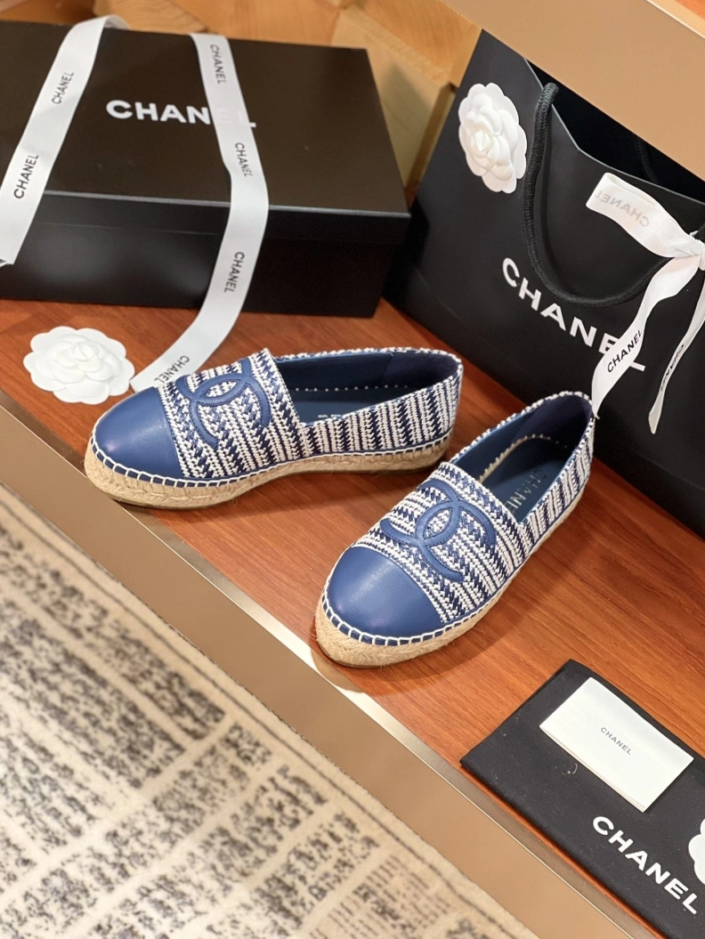 Trendsetting Chxnxl Flat Shoes 117915