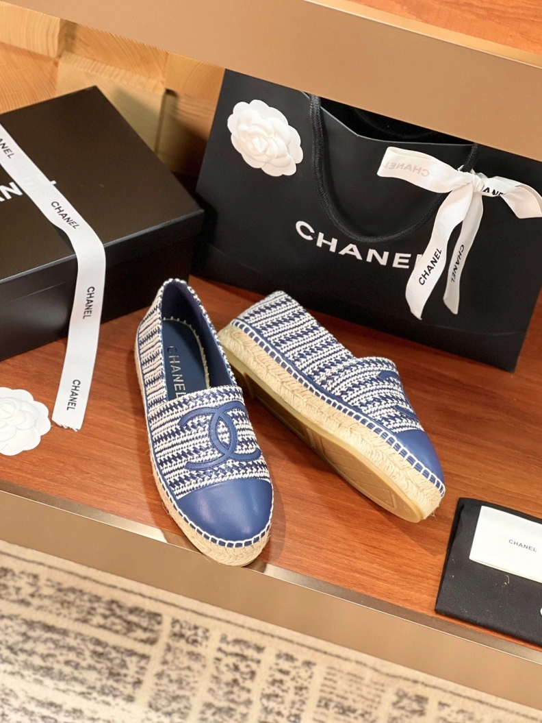Trendsetting Chxnxl Flat Shoes 117915