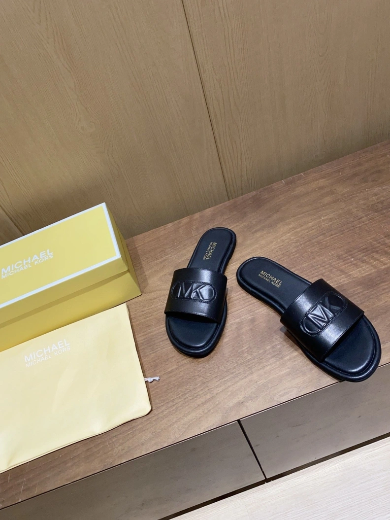 Versatile Othxr Slippers 209589