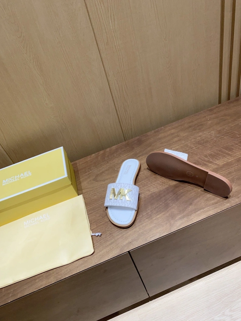 Stylish Othxr Slippers 209592