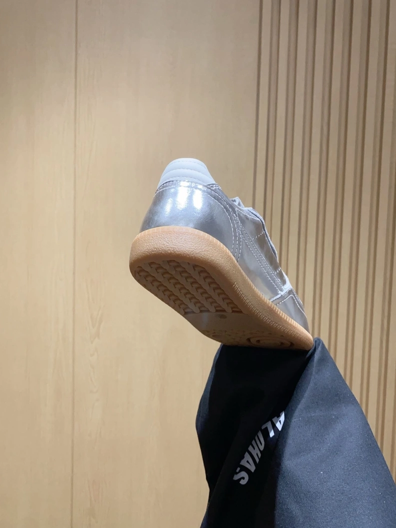 Elegant Othxr Sneakers 208948