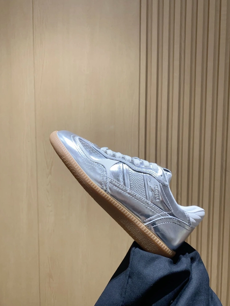Elegant Othxr Sneakers 208948