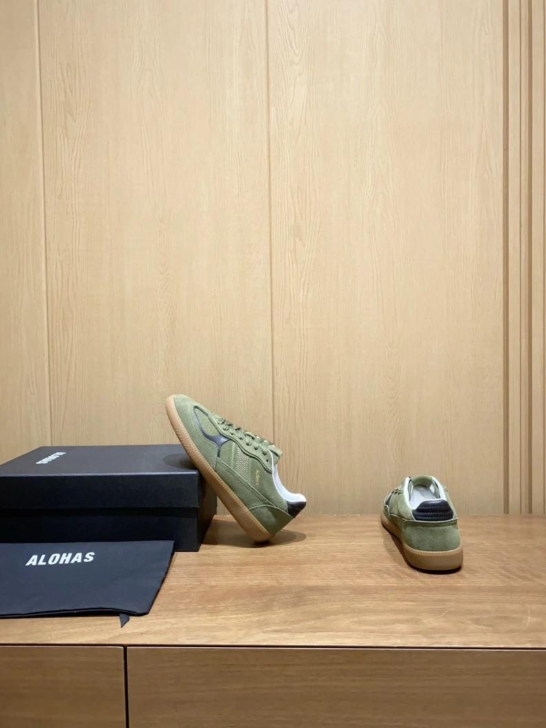 Vibrant Othxr Sneakers 208945