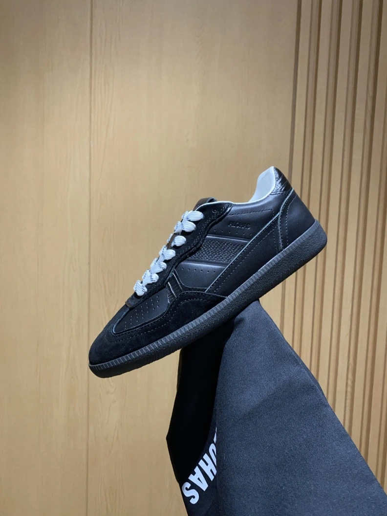 Reliable Othxr Sneakers 208940