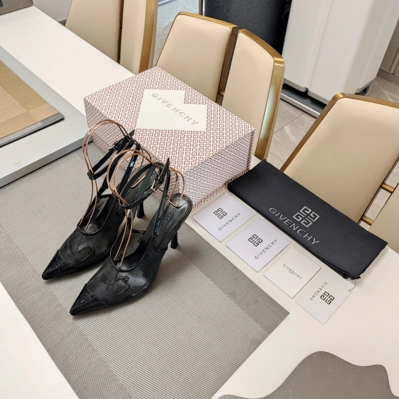 Gxvxnchy High Heels Functional 151796