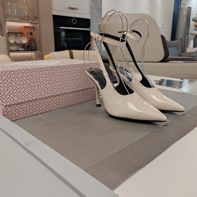 Gxvxnchy High Heels ModernLook 151793