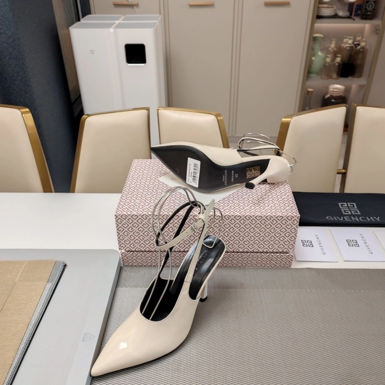 Gxvxnchy High Heels ModernLook 151793