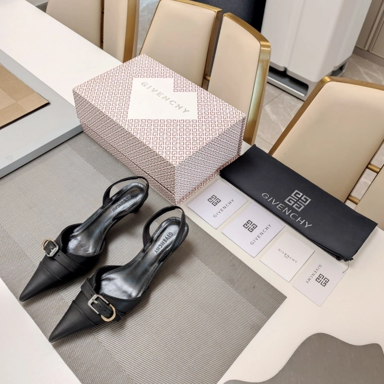 Gxvxnchy Sandals Fashionable 151776