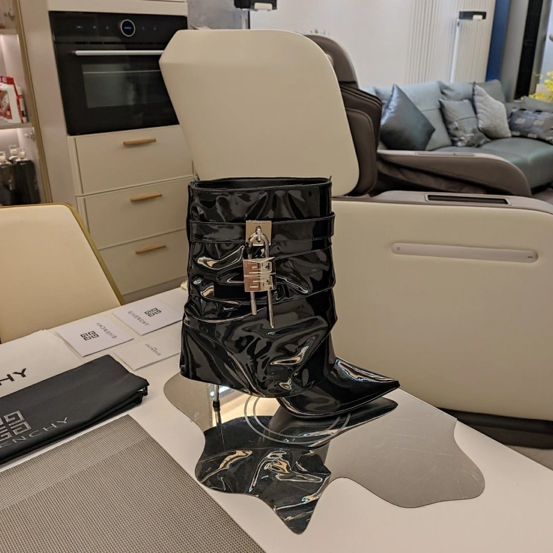 Fashionable Gxvxnchy Boots 151797