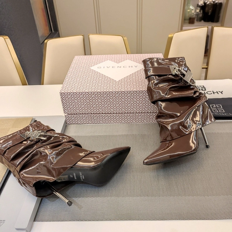 Gxvxnchy Boots Lightweight 151806